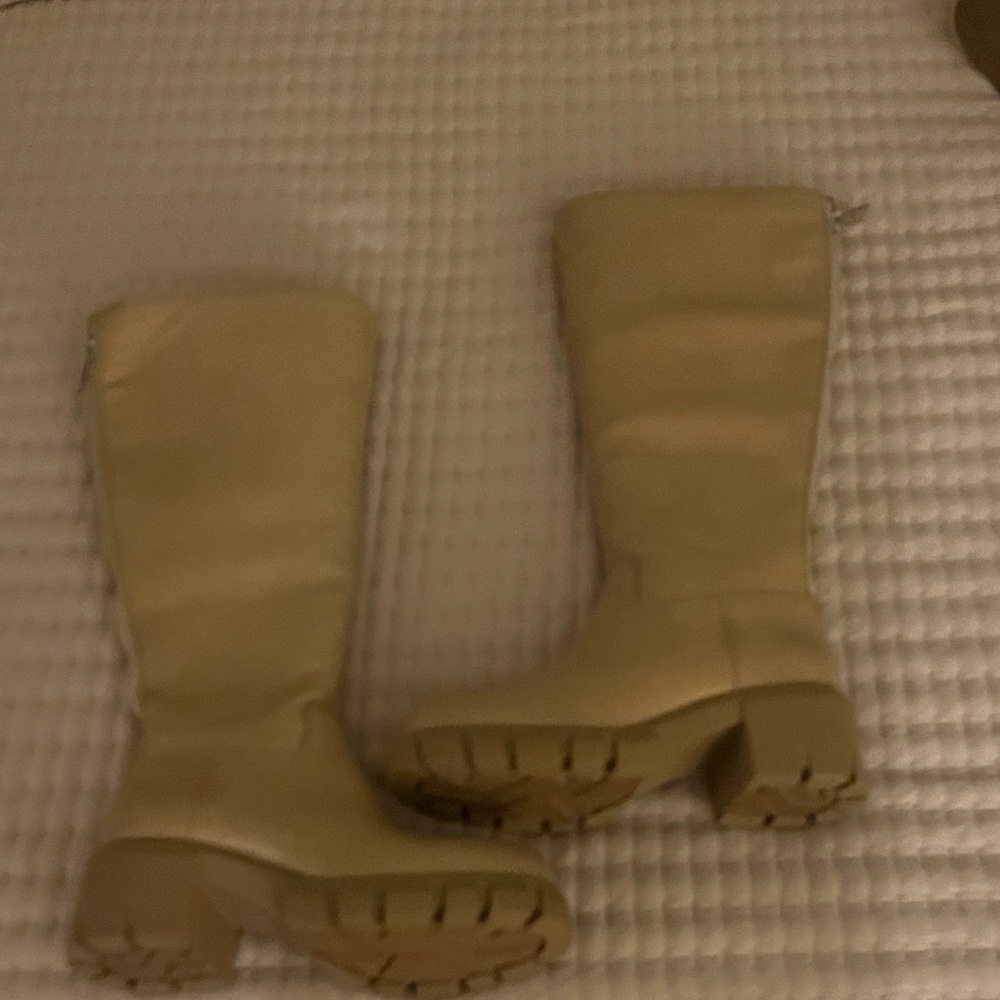 Women's Tan Knee-High Boots